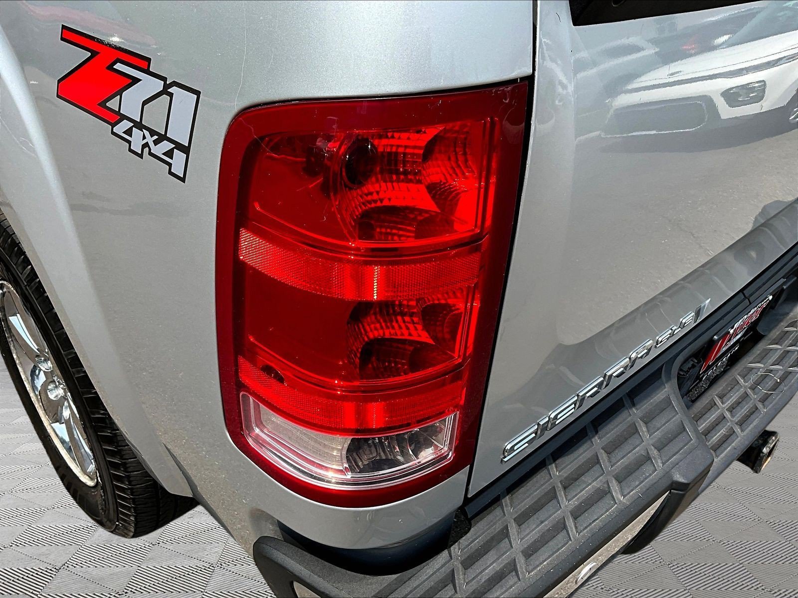Used 2013 GMC Sierra 1500 SLE w/ Power Tech Package AWD/4WD image 24