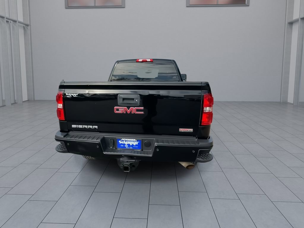 Used 2017 GMC Sierra 2500 SLT w/ All-Terrain HD Package image 7
