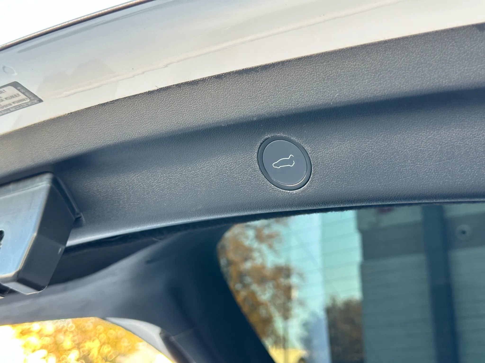 Used 2021 Tesla Model Y Performance image 18