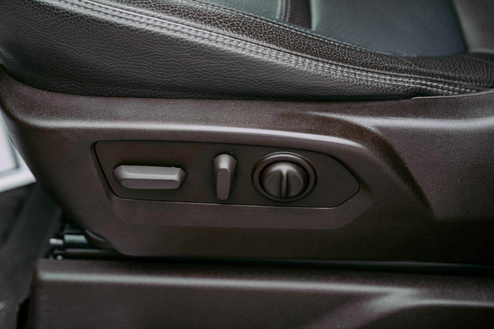 Used 2020 GMC Sierra 2500 Denali w/ Gooseneck/5TH Wheel Package image 14