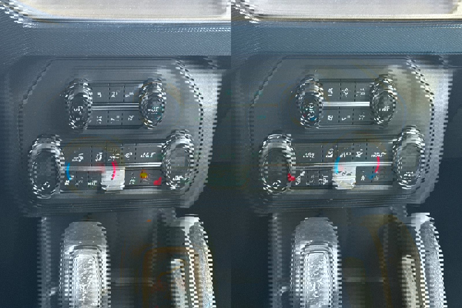 Certified 2021 Ford Bronco First Edition image 21