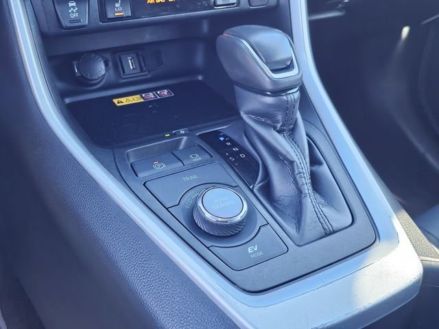 Used 2022 Toyota RAV4 XSE image 19