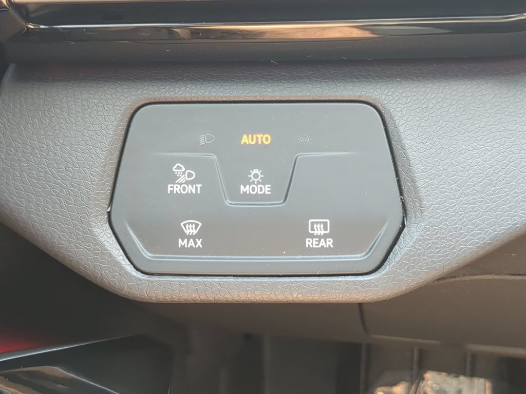 Certified 2025 Volkswagen ID.4 Pro S RWD image 29