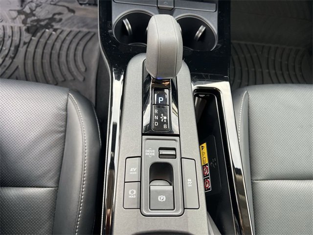 Used 2024 Toyota Prius XLE image 22