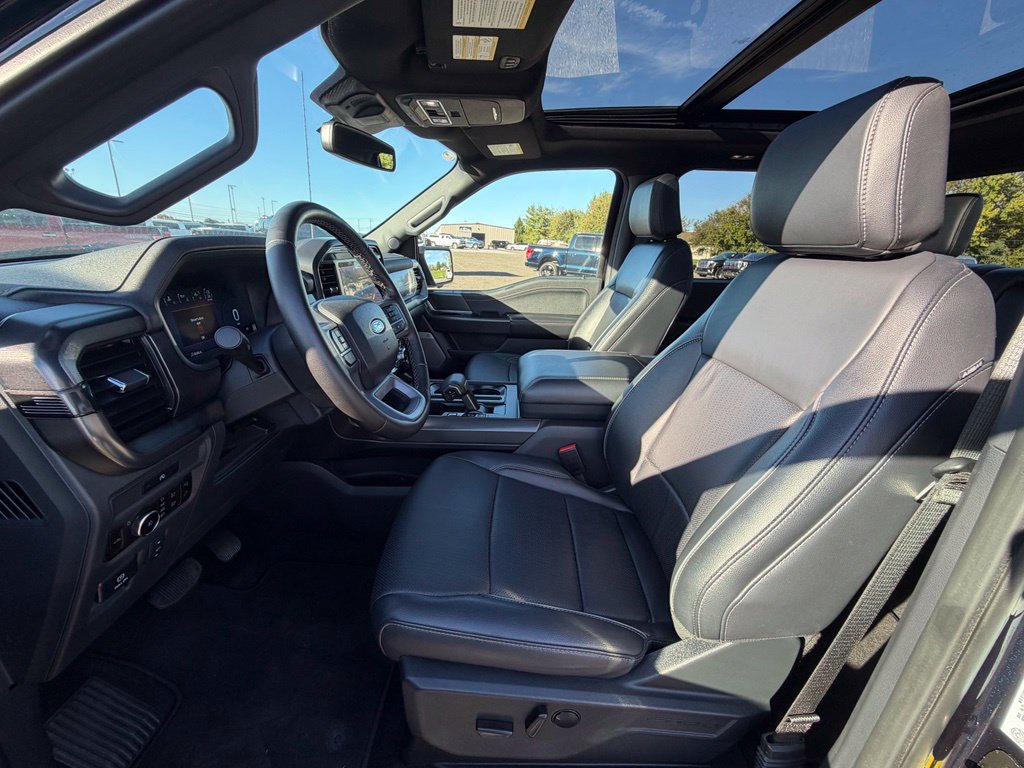 Used 2025 Ford F150 Lariat AWD/4WD image 2