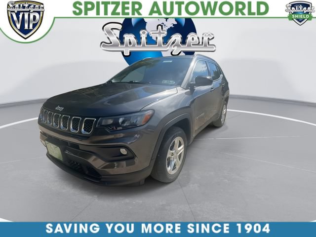 Used 2023 Jeep Compass Latitude w/ Convenience Group AWD/4WD image 4