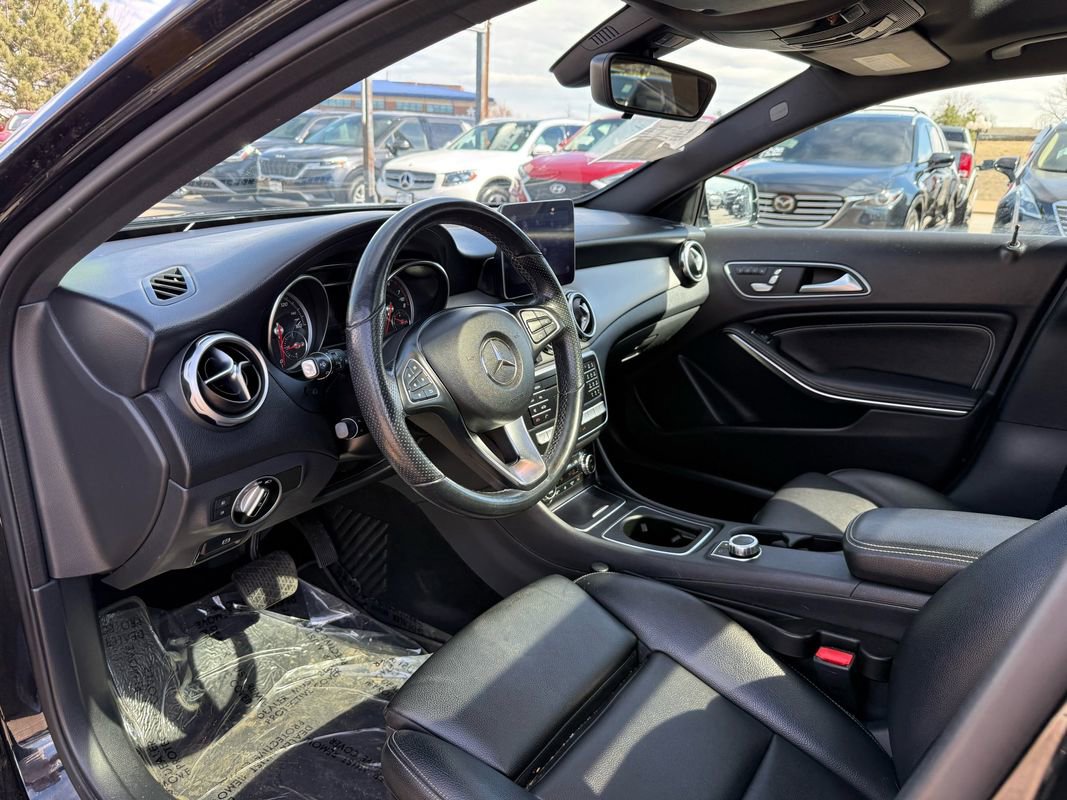 Used 2019 Mercedes-Benz GLA 250 4MATIC image 11
