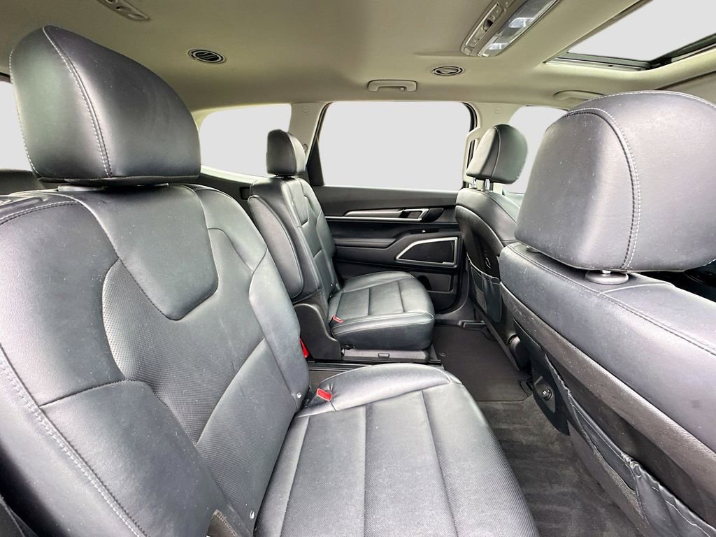 Certified 2022 Kia Telluride S image 32