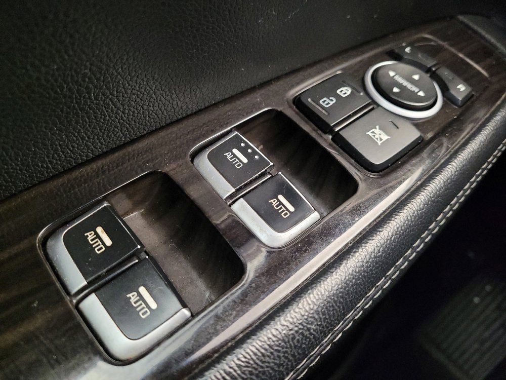 Used 2020 Kia Sorento LX AWD/4WD image 27