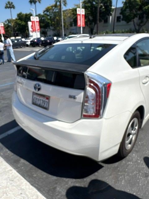Used 2012 Toyota Prius Four w/ Deluxe Solar Roof Pkg FWD image 5