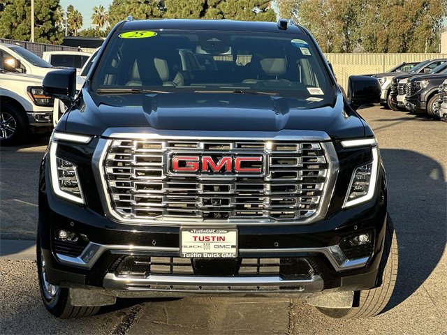 Used 2025 GMC Yukon Denali image 2