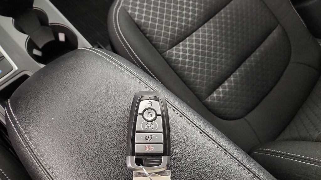 Used 2023 Ford Escape Active w/ Tech Pack #2 AWD/4WD image 22