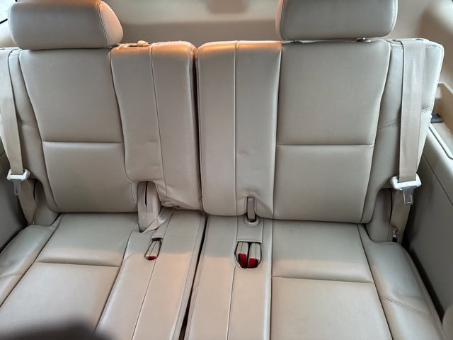 Used 2013 Chevrolet Suburban LTZ image 16