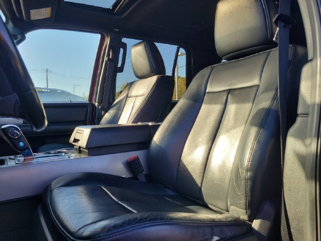 Used 2017 Ford Expedition EL Limited w/ Equipment Group 301A AWD/4WD image 24