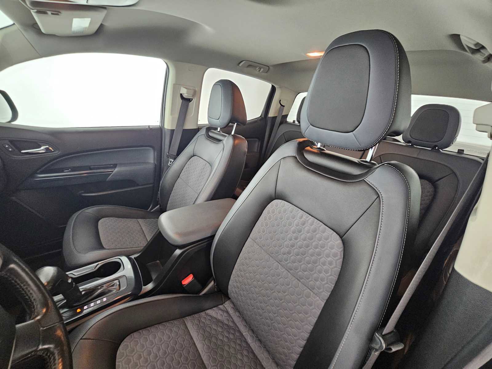 Used 2015 Chevrolet Colorado Z71 image 21