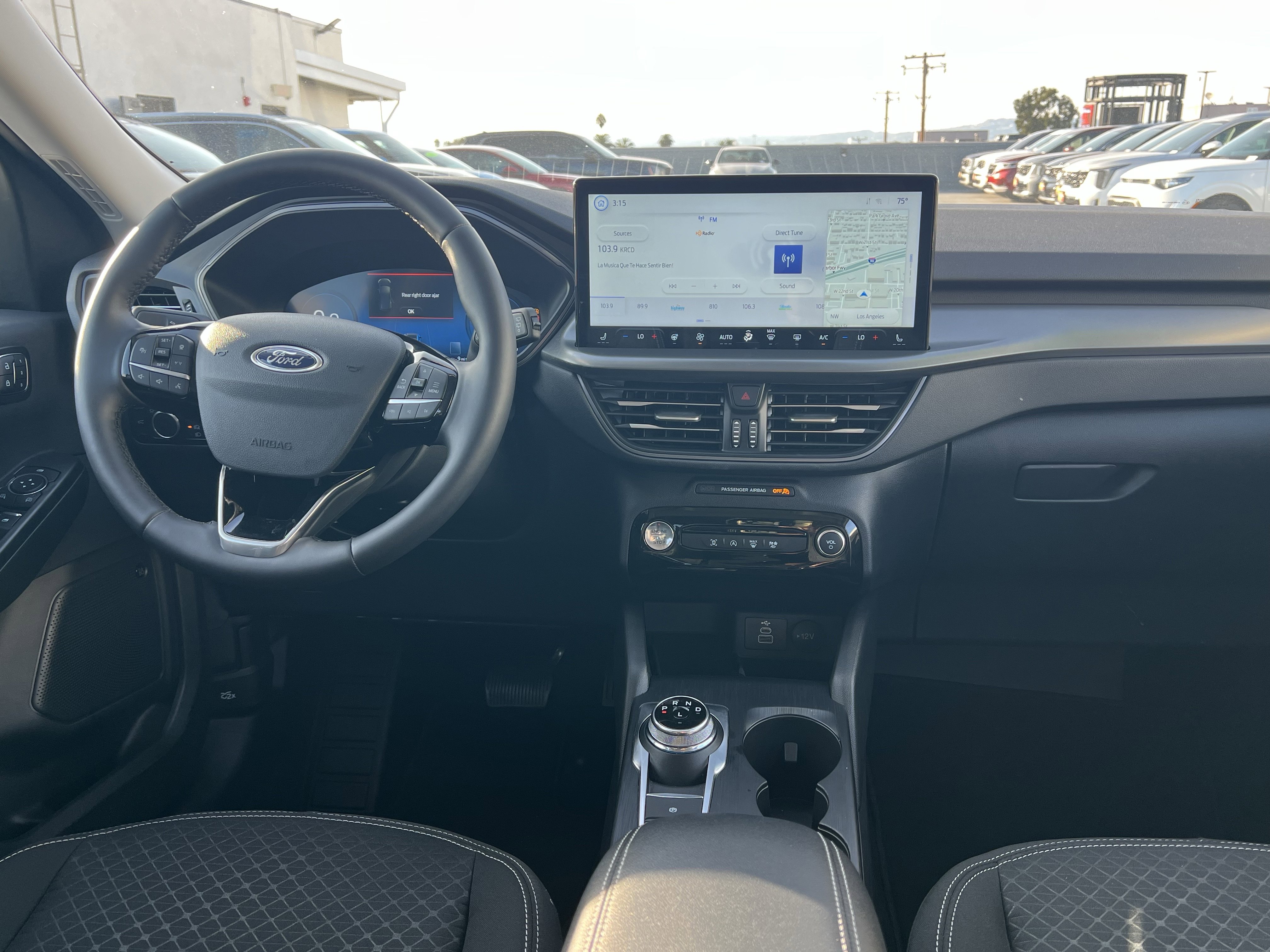 Used 2025 Ford Escape Active w/ Active Premium Tech Pack image 17