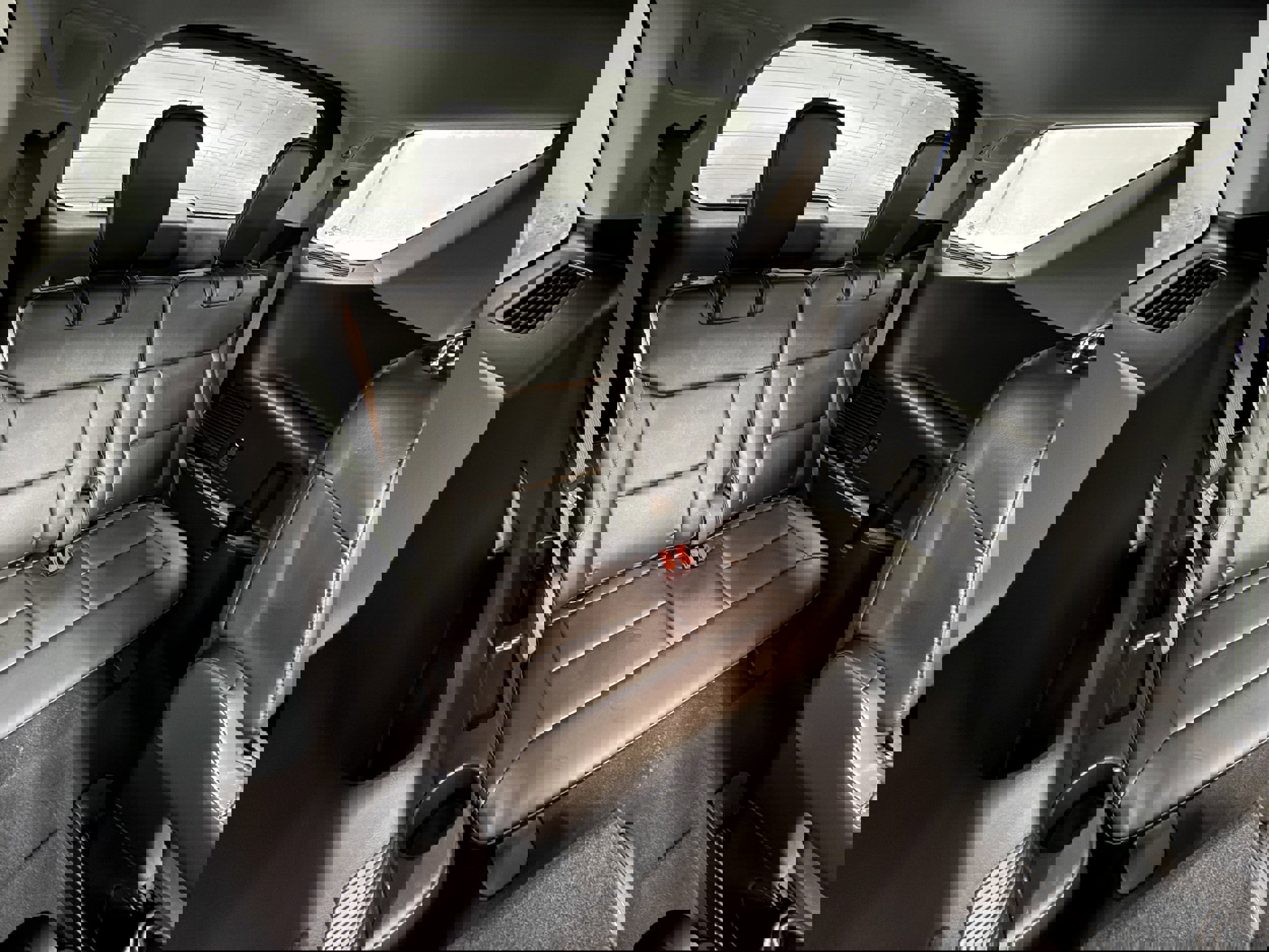 Used 2021 Ford Explorer Limited w/ Class III Trailer Tow Package image 25