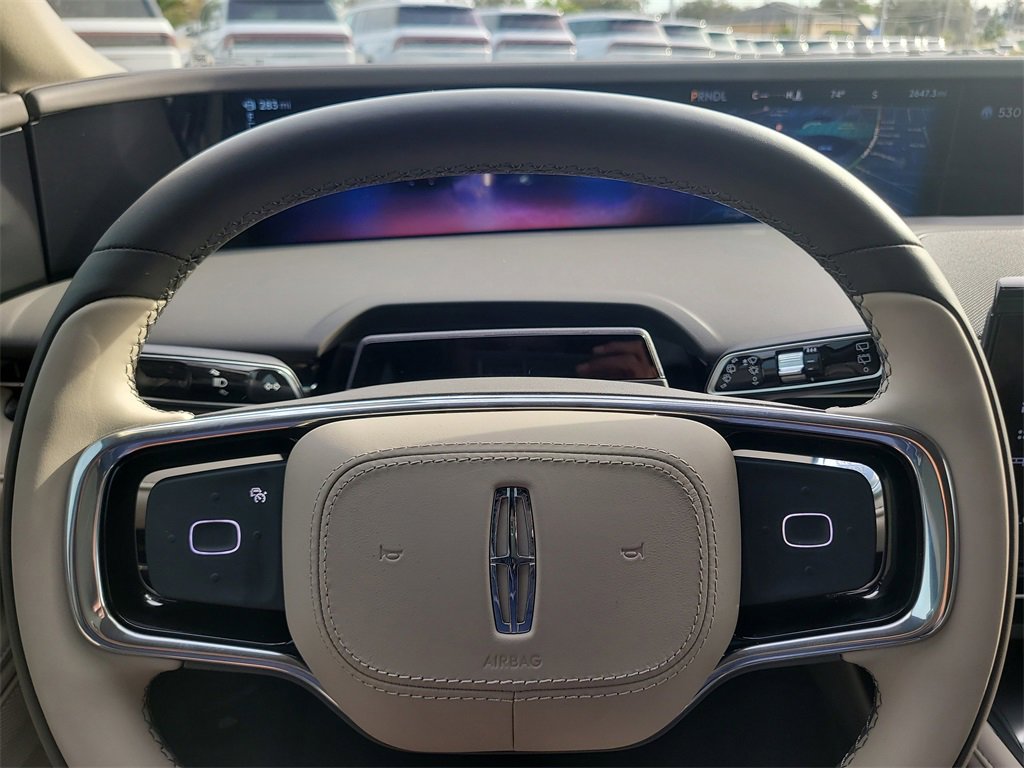 Certified 2025 Lincoln Nautilus Premier image 28