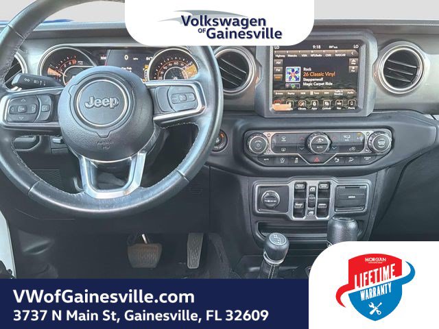 Used 2018 Jeep Wrangler Unlimited Sahara AWD/4WD image 15