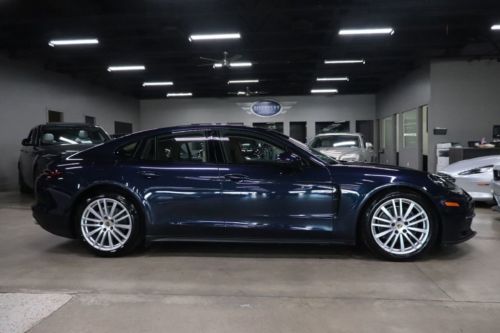 Used 2020 Porsche Panamera image 6