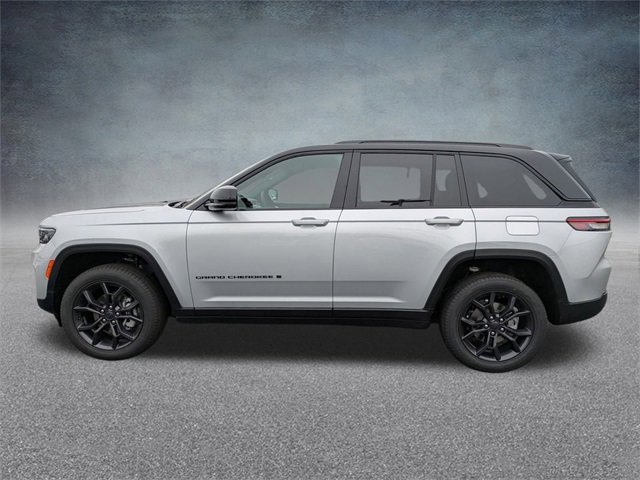 New 2025 Jeep Grand Cherokee Limited w/ Trailer Tow Package image 7