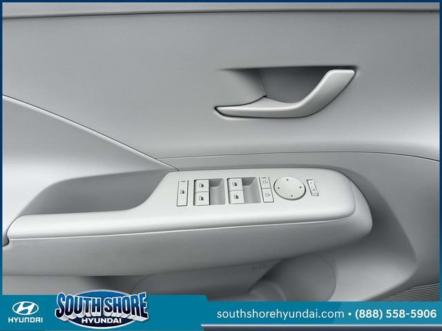 Certified 2025 Hyundai Kona SEL AWD/4WD image 19