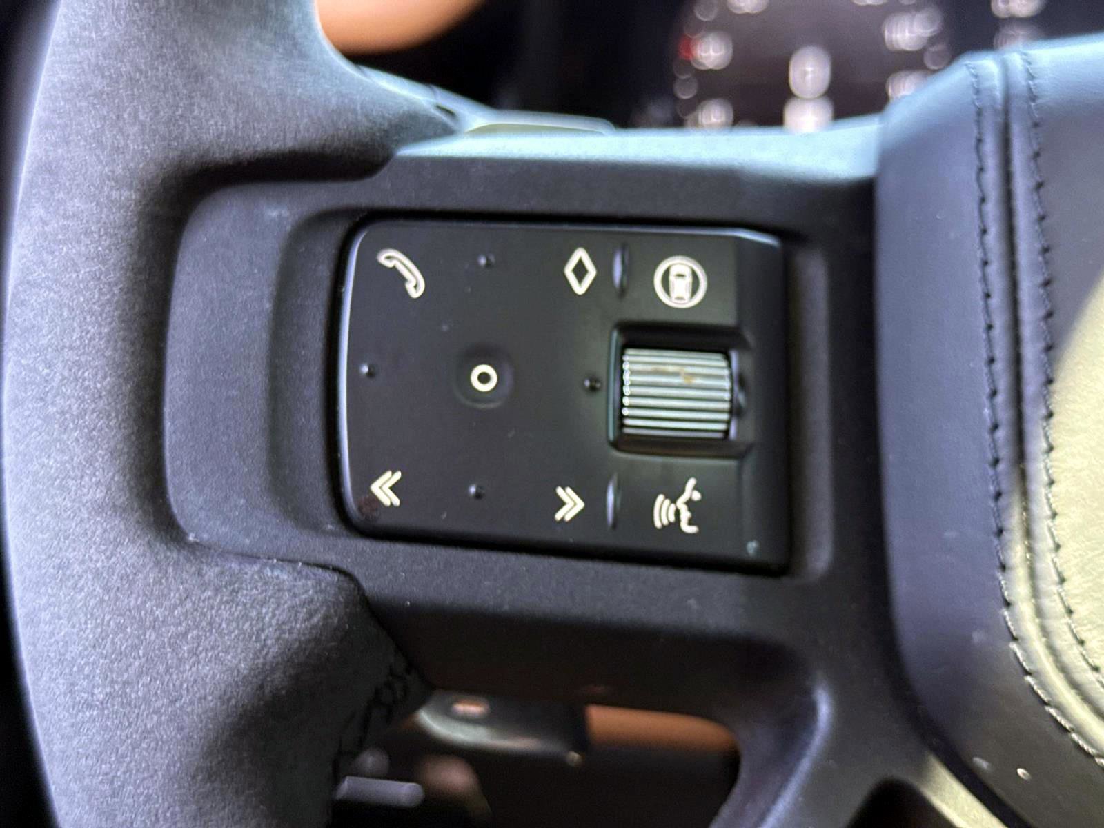 Used 2024 Land Rover Defender 110 Carpathian Edition image 31