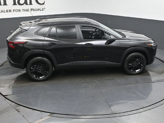 New 2026 Chevrolet Trax ACTIV w/ Driver Confidence Package FWD image 17