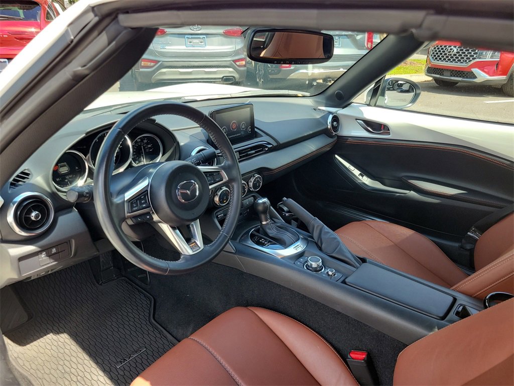 Used 2023 MAZDA MX-5 Miata Grand Touring w/ Weather Package image 55