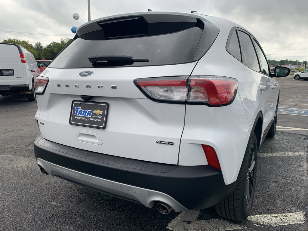 Used 2020 Ford Escape SE Sport image 14