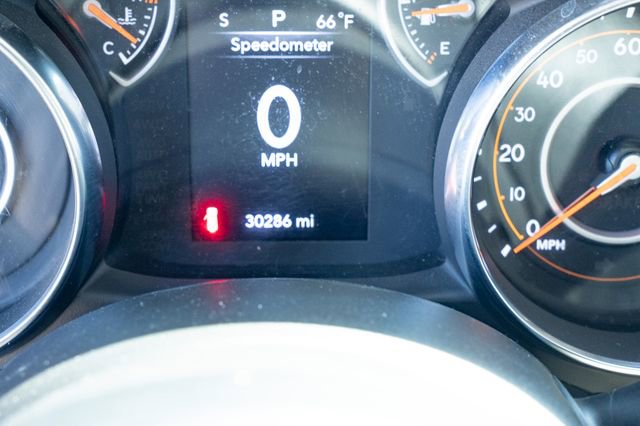 Used 2023 Jeep Wrangler Sport AWD/4WD image 11