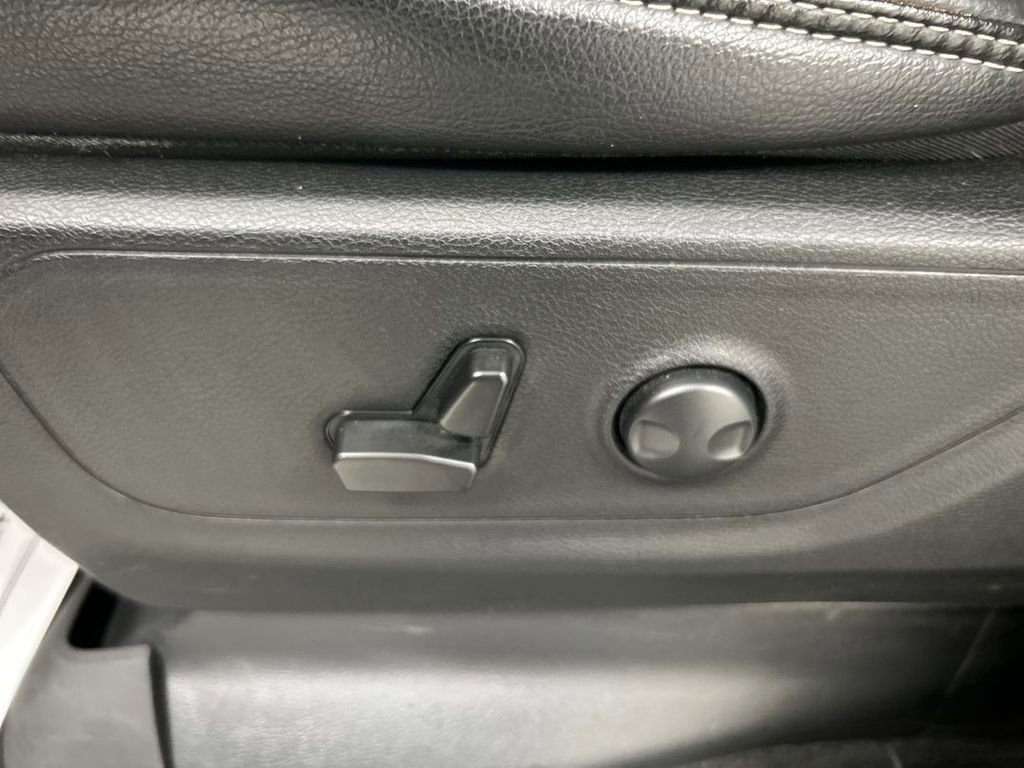 Used 2023 RAM 1500 Rebel w/ Rebel Level 2 Equipment Group AWD/4WD image 10