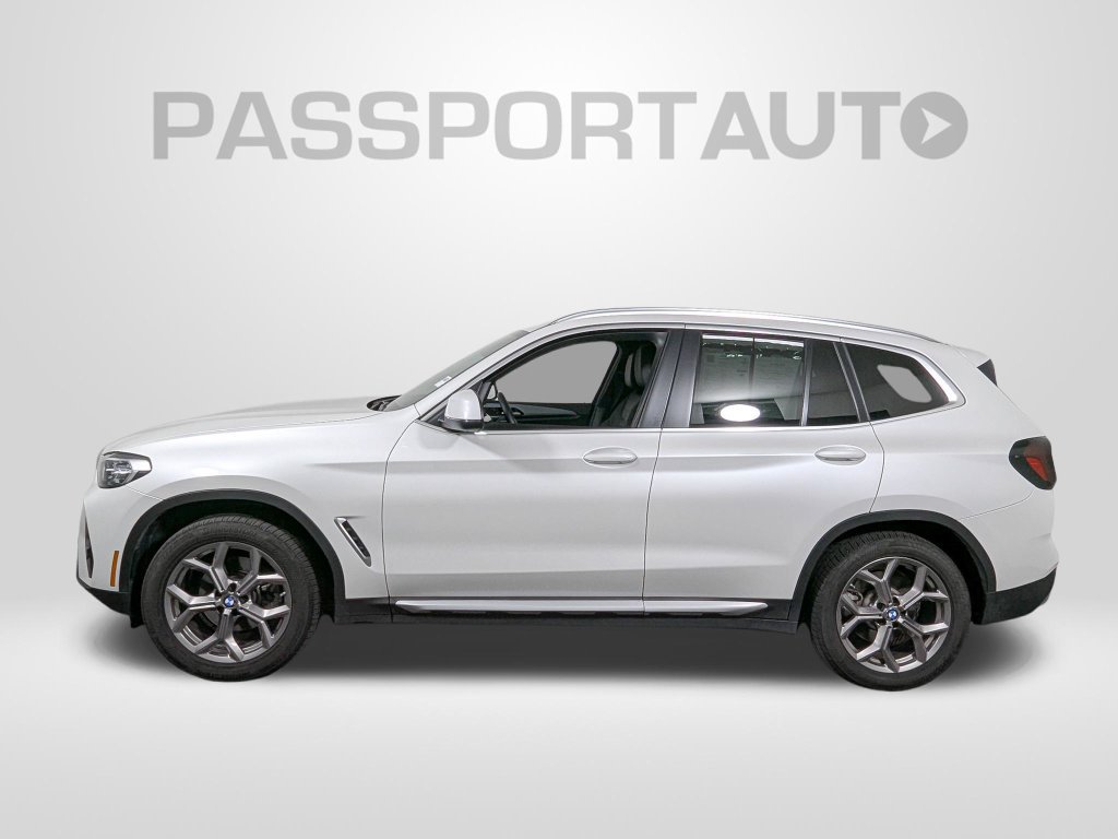 Used 2022 BMW X3 xDrive30i w/ Premium Package AWD/4WD image 2