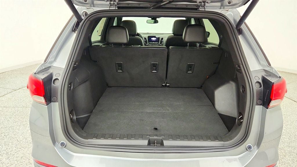 Used 2023 Chevrolet Equinox Premier FWD image 20