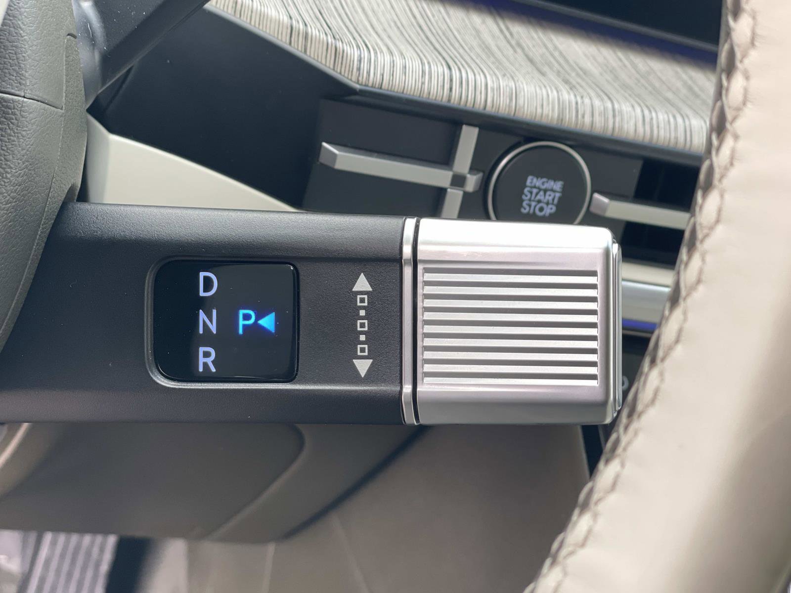 Used 2024 Hyundai Santa Fe Calligraphy image 18