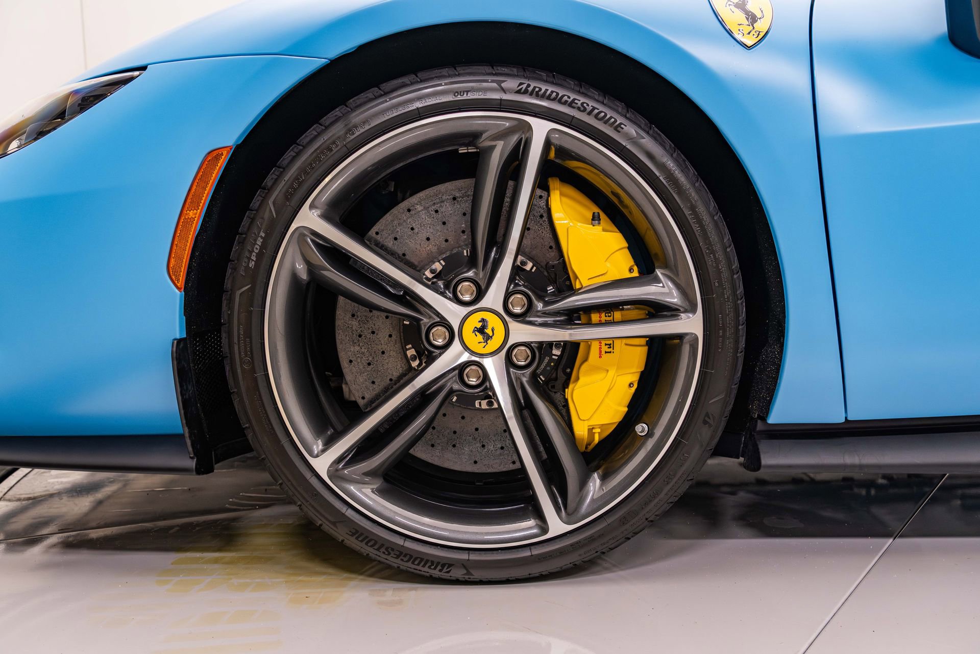 Certified 2025 Ferrari 296 GTS RWD image 17