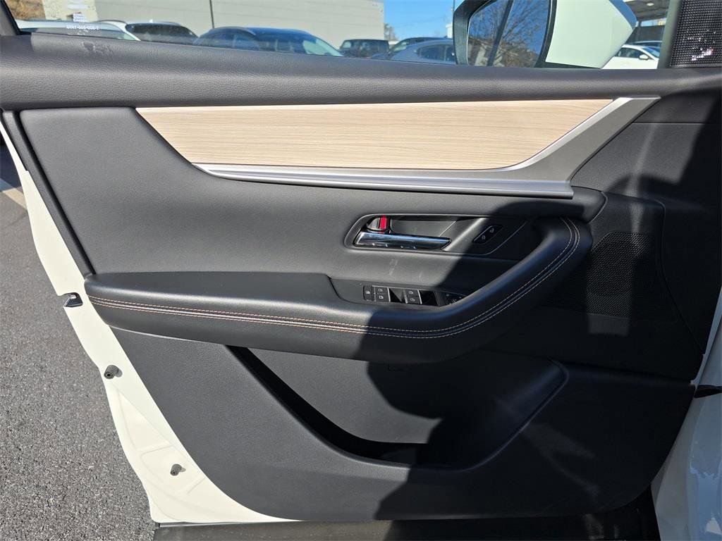 New 2026 MAZDA CX-90 Plug-In Hybrid w/ Preferred image 19