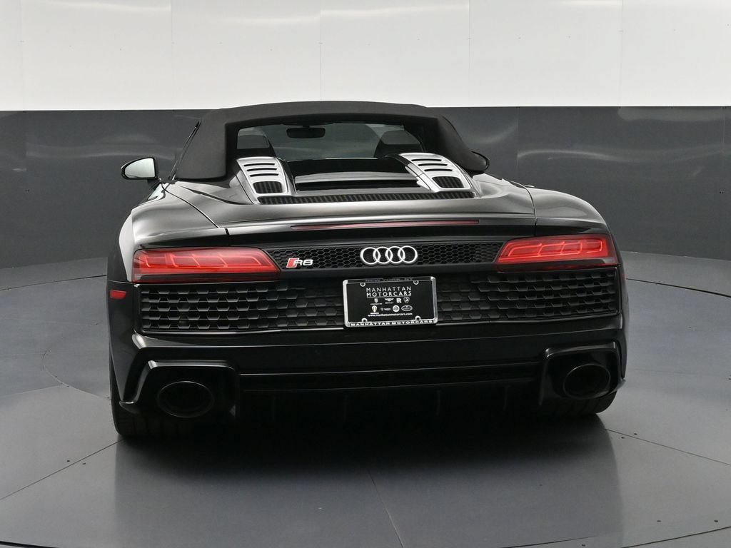 Used 2023 Audi R8 V10 performance w/ Carbon Exterior Package RWD image 7