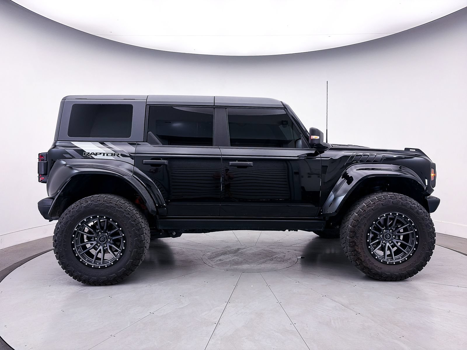 Used 2024 Ford Bronco Raptor w/ Interior Carbon Fiber Pack 6 AWD/4WD image 47