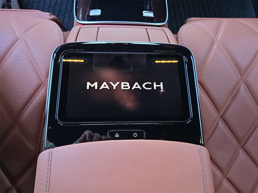 Certified 2024 Mercedes-Benz Maybach S 580 4MATIC image 15