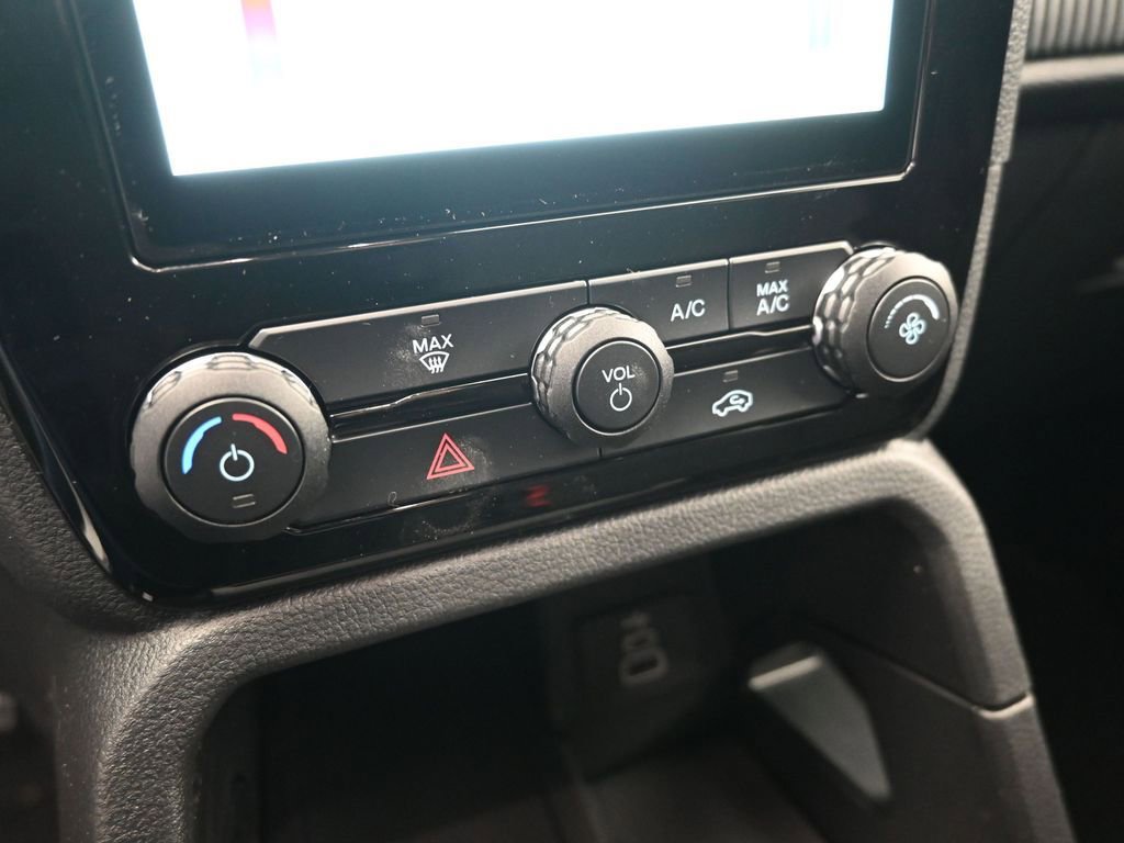 New 2025 Ford Ranger XLT image 14