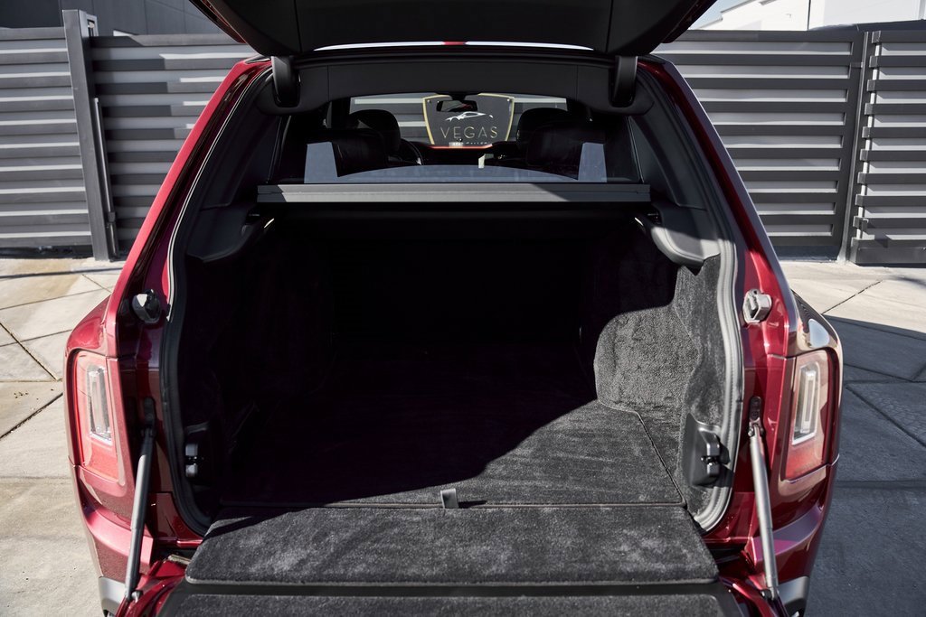 Used 2022 Rolls-Royce Cullinan Black Badge image 16