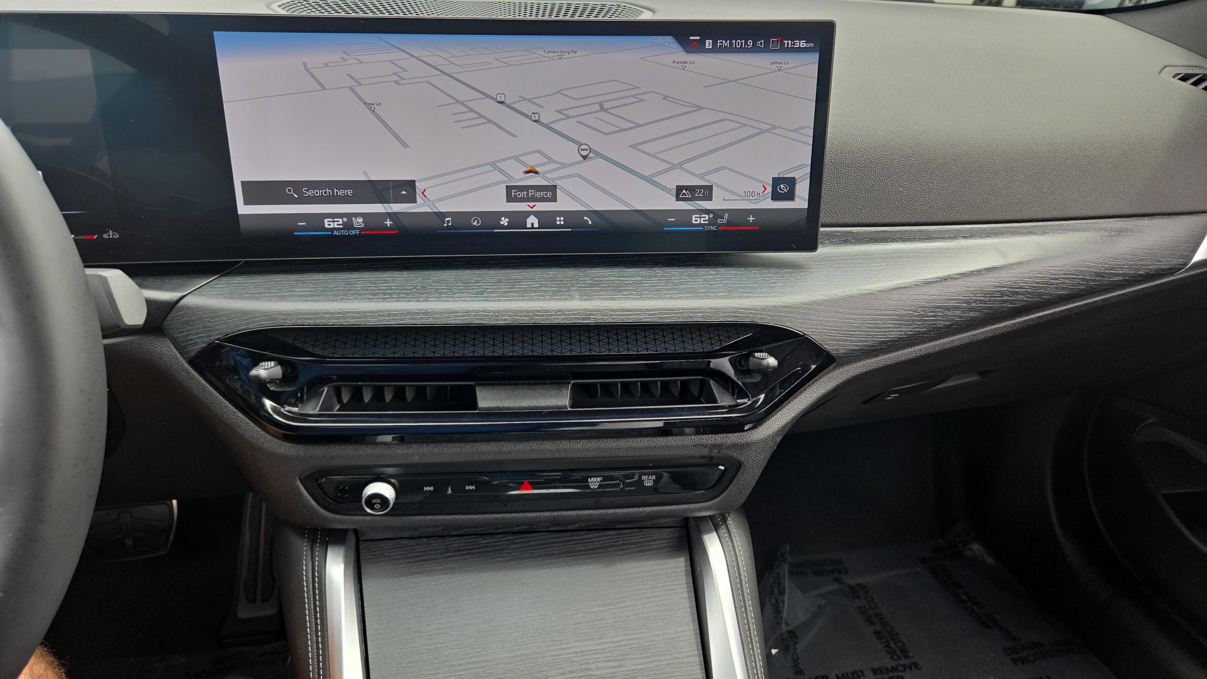 Certified 2025 BMW M440i Coupe image 25