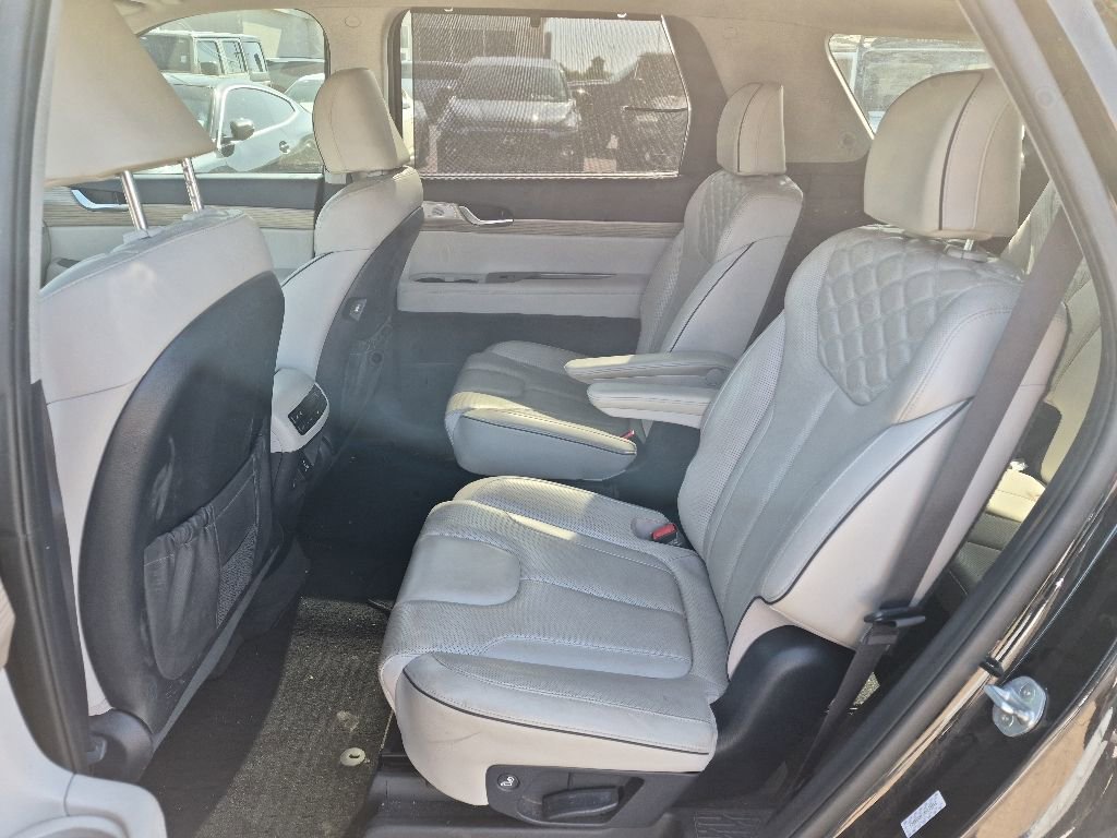 Used 2021 Hyundai Palisade Limited FWD image 10
