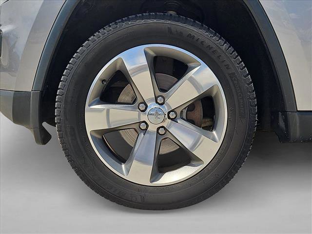 Used 2016 Jeep Grand Cherokee Limited AWD/4WD image 24