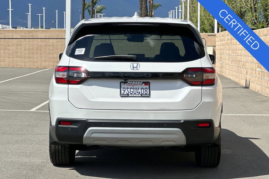 Certified 2025 Honda Pilot EX-L image 5