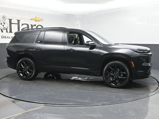 New 2026 Chevrolet Traverse RS w/ LPO, Floor Liner Package FWD image 1