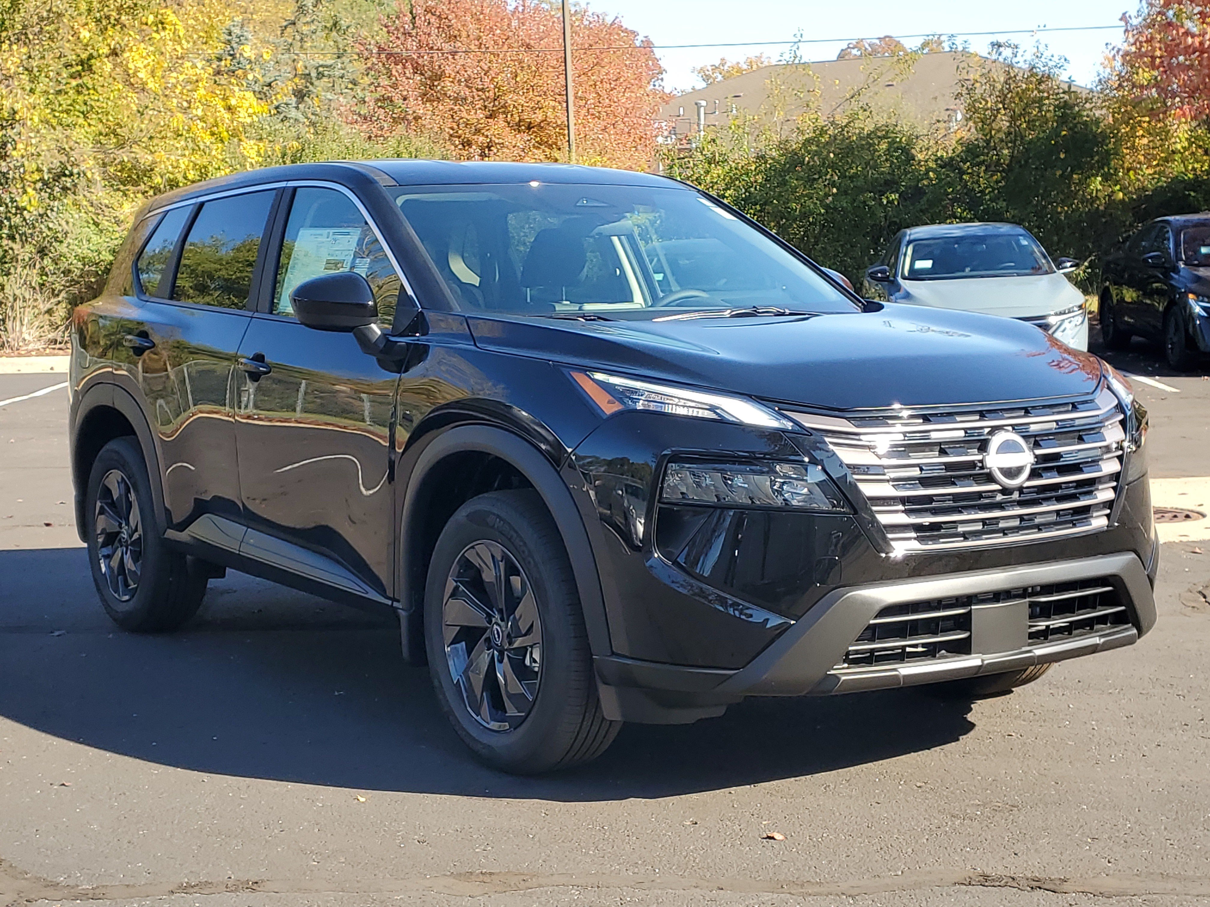 New 2027 Nissan Rogue SV w/ Cold Weather Package AWD/4WD image 2