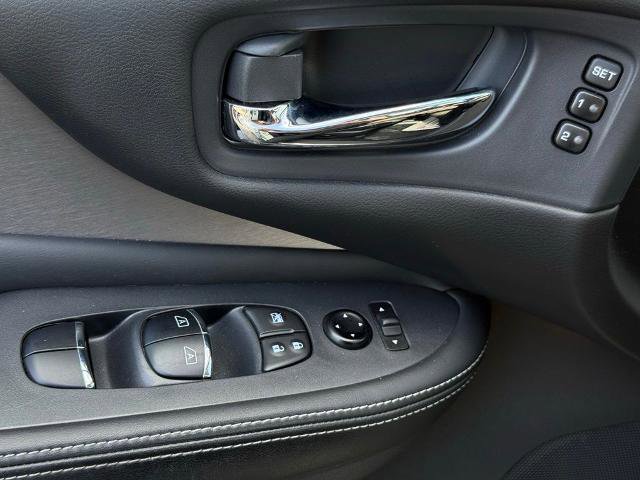 Certified 2023 Nissan Murano SL w/ SL Moonroof Package FWD image 22
