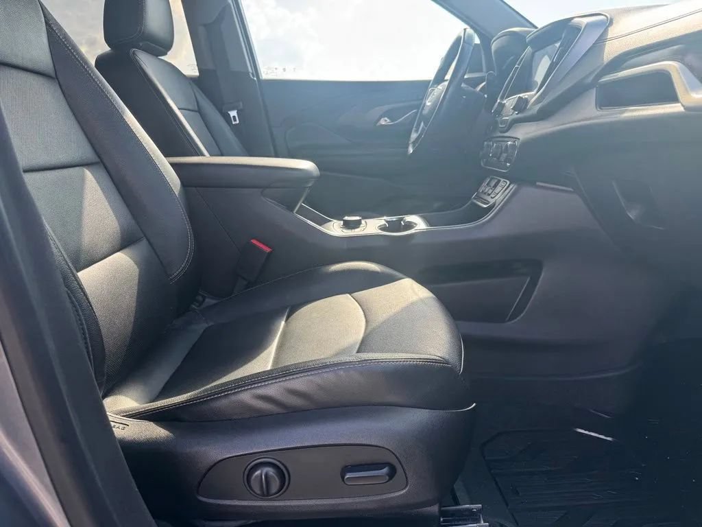 Used 2020 GMC Terrain SLT w/ Preferred Package AWD/4WD image 14